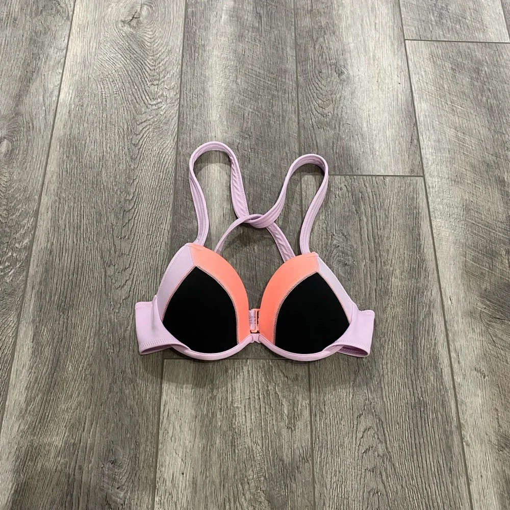 34B VS Purple Color Block Bikini Top‎